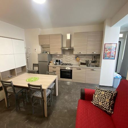 Apartamento Little House Reggio Calabria Exterior foto