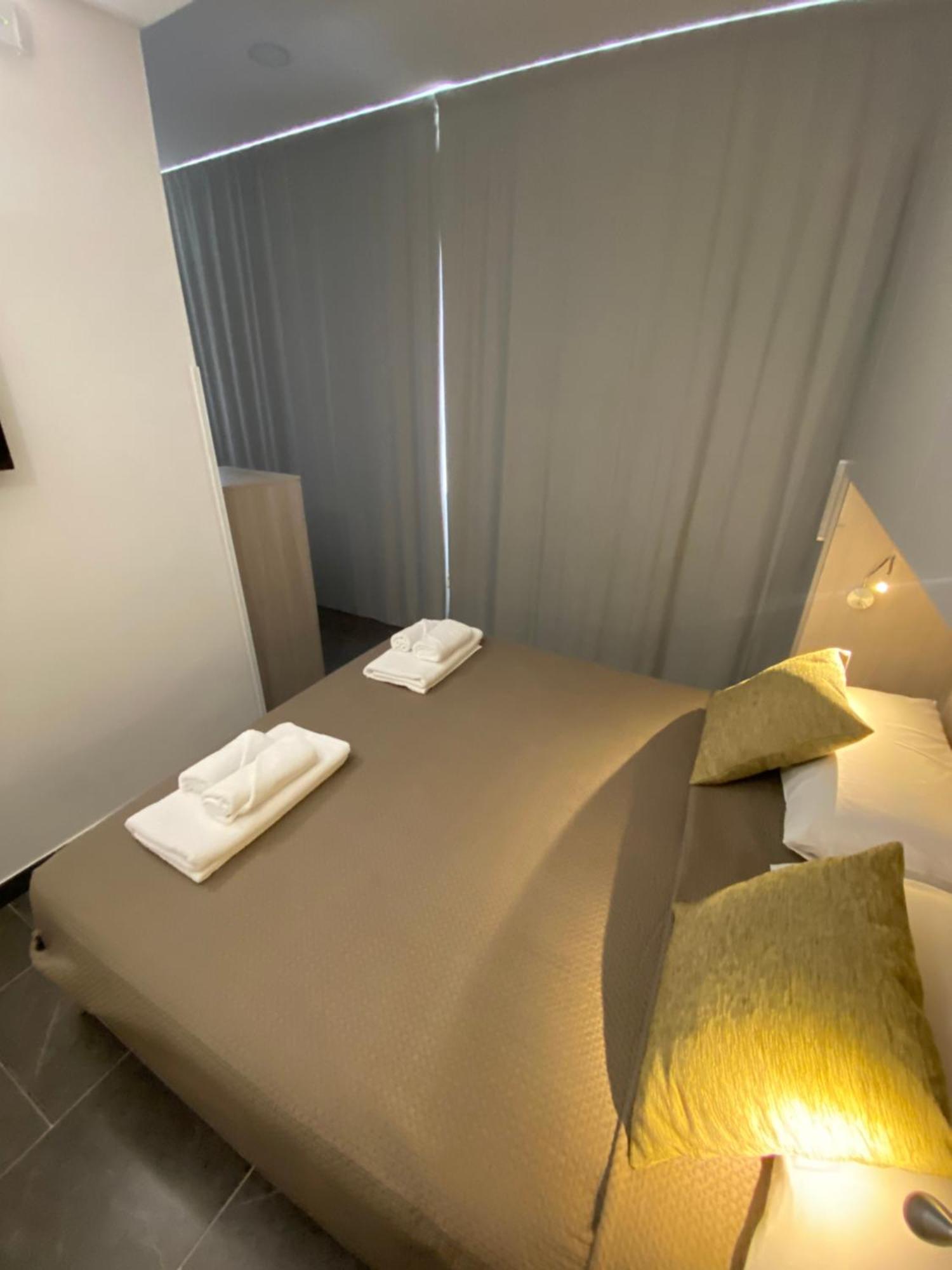 Apartamento Little House Reggio Calabria Exterior foto