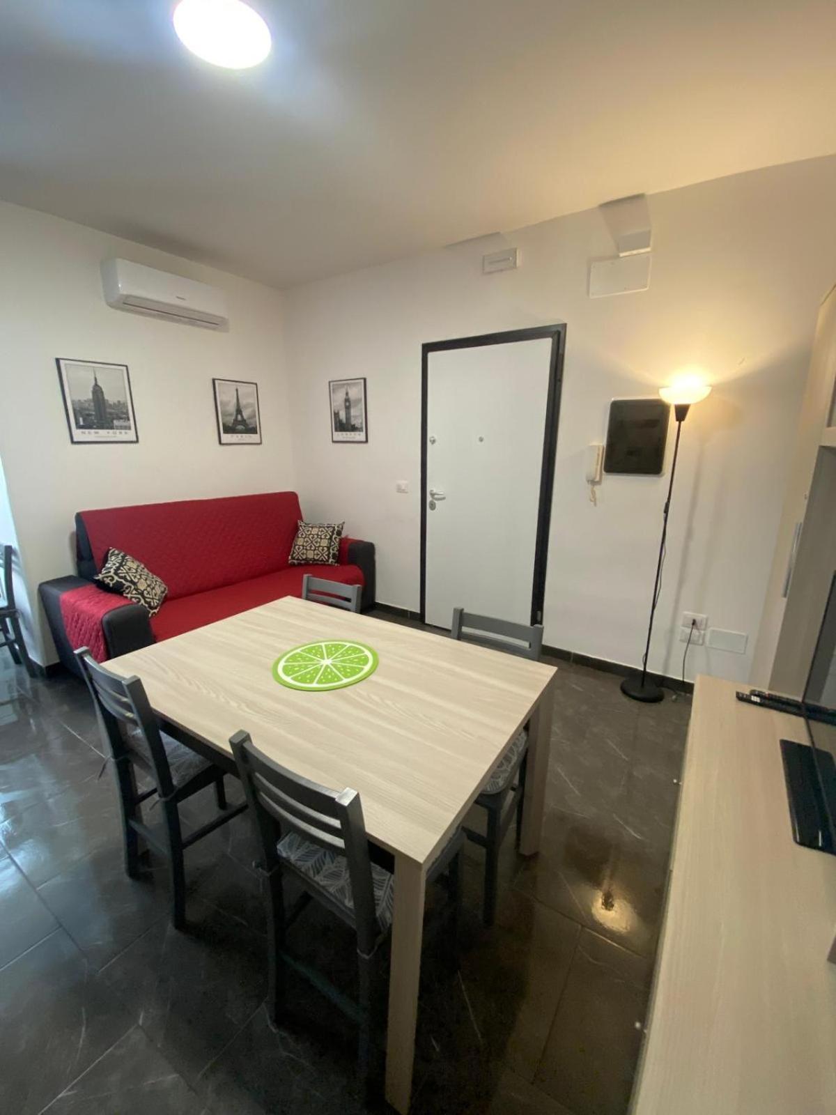 Apartamento Little House Reggio Calabria Exterior foto
